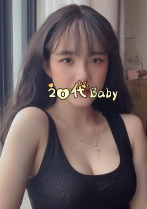 20代baby れいか